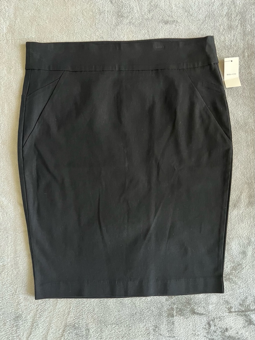 RW&CO Black Pencil Skirt Women’s Size Large NWT Career Office Stretch